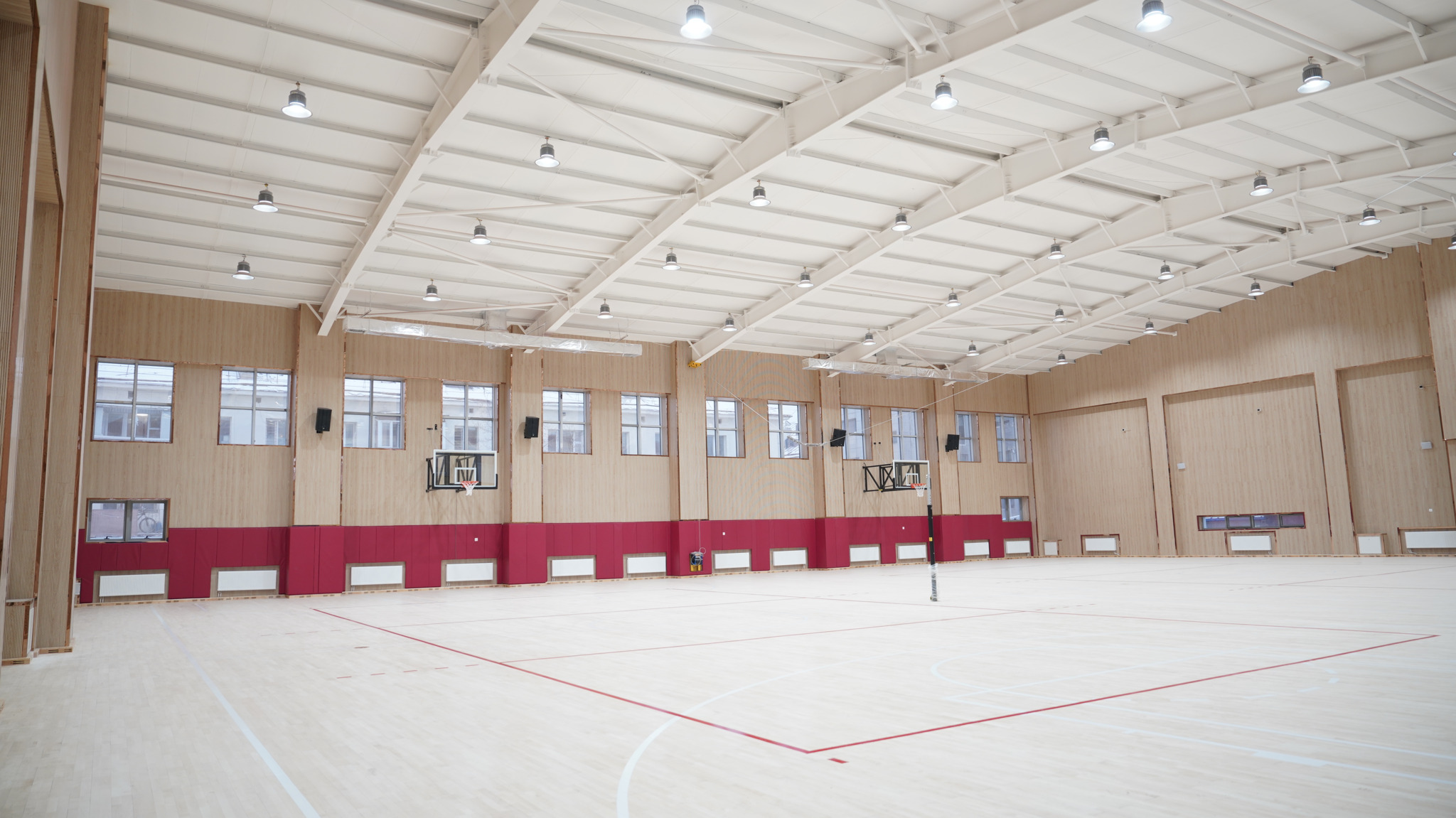 Х.Нямбаатар: Олон улсын стандартын усан бассейн бүхий спорт цогцолборыг нийслэлийн гурван сургуульд барьж байна